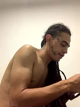 JovenDesobediente online show from October 2025 05:16:02 AM