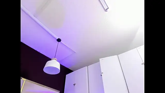 April bowie online show from October 2025 11:17:01 AM