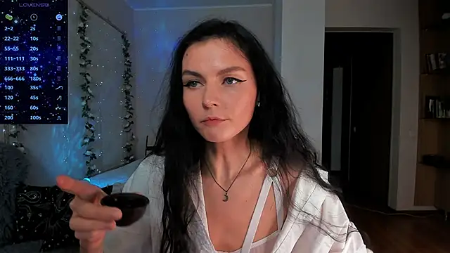 -danae- online show from January 2025 04:51:02 PM