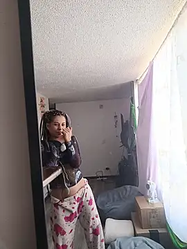 Hellen dumont online show from November 2025 01:32:02 PM