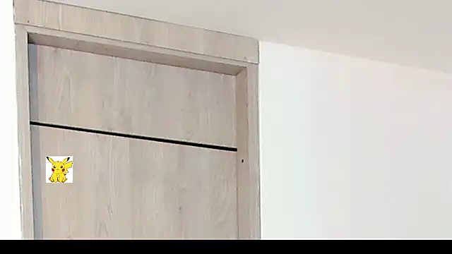 Snapshot of honey_skin chatting on December 2024 02:11:02 PM honey skin online show from December 2024 02:11:02 PM