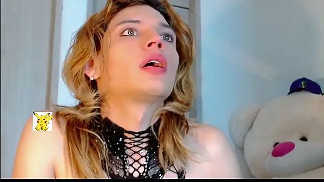 Snapshot of honey_skin chatting on March 2025 01:36:02 AM honey skin online show from March 2025 01:36:02 AM