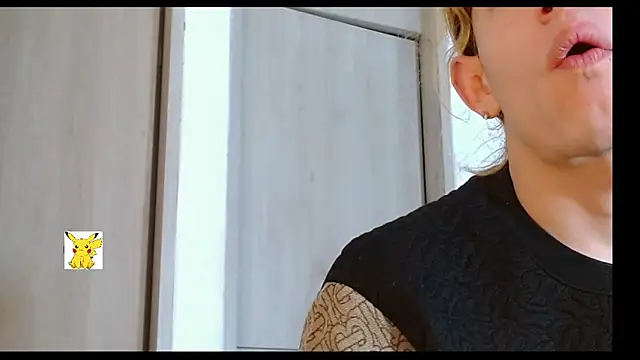 Snapshot of honey_skin chatting on March 2025 11:53:01 AM honey skin online show from March 2025 11:53:01 AM