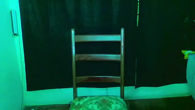 Beargryzzly online show from November 2025 06:57:01 PM