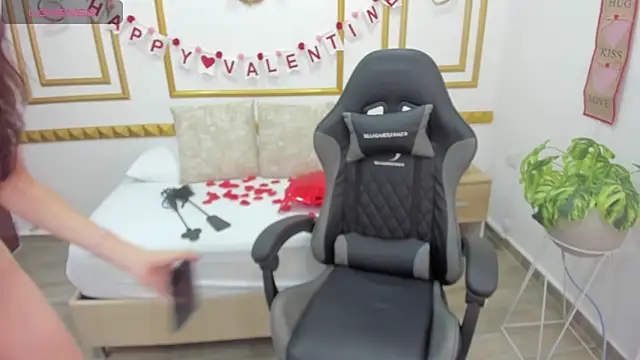 candy summer28 online show from February 2025 07:54:02 PM