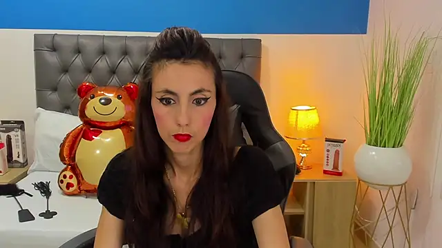 candy summer28 online show from February 2025 07:30:02 PM