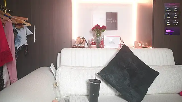 Snapshot of katlyn_martins chatting on February 2026 05:55:01 PM katlyn martins online show from February 2026 05:55:01 PM