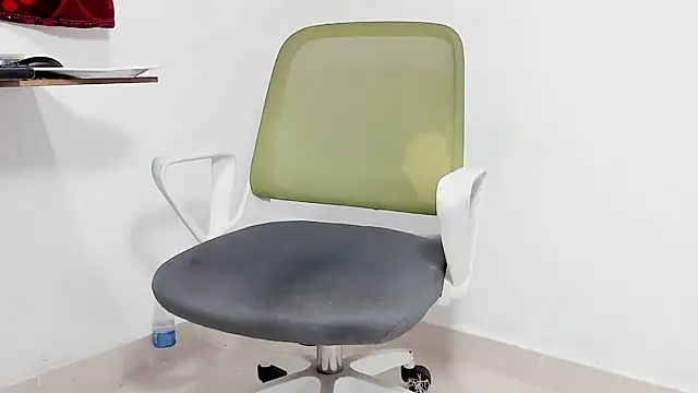 maik  alen online show from November 2025 01:50:02 AM