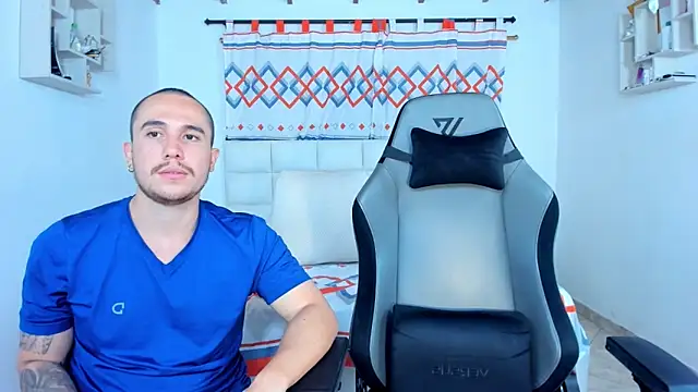 xxx sweet couple  online show from March 2025 05:29:02 AM