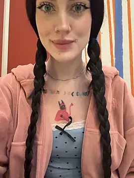 Melissa crazy online show from November 2025 03:22:01 PM