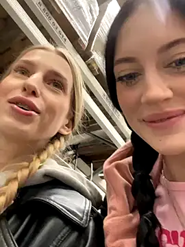 Melissa crazy online show from November 2025 03:38:02 PM