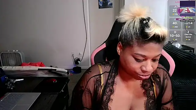 lexilove8 online show from November 2025 09:31:02 PM