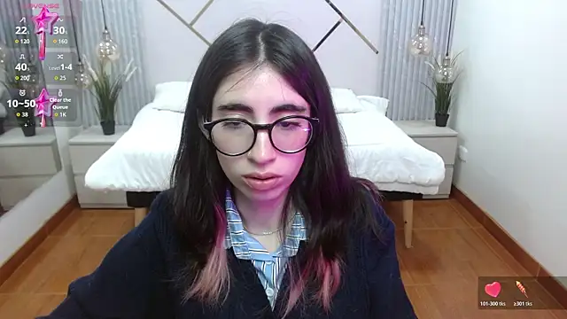 LenaRoses online show from November 2025 01:10:01 PM