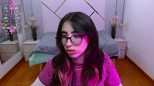 LenaRoses online show from December 2025 06:04:01 PM