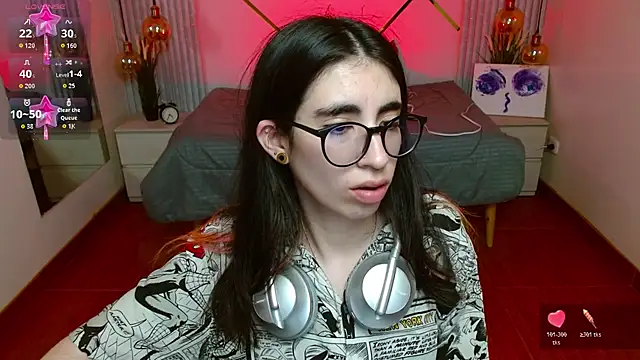 LenaRoses online show from April 2026 06:25:02 PM