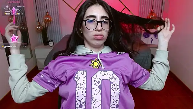 LenaRoses online show from April 2026 05:38:02 PM