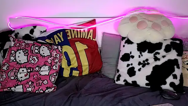 Snapshot of nicollewetpussy chatting on September 2025 11:48:01 AM nicollewetpussy online show from September 2025 11:48:01 AM