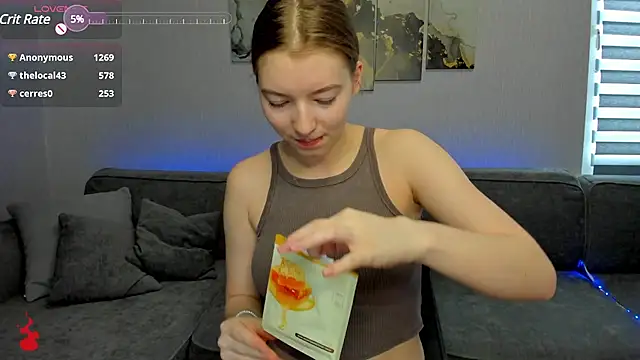 Snapshot of Drive-Crazy- chatting on February 2025 04:31:01 AM Drive-Crazy- online show from February 2025 04:31:01 AM