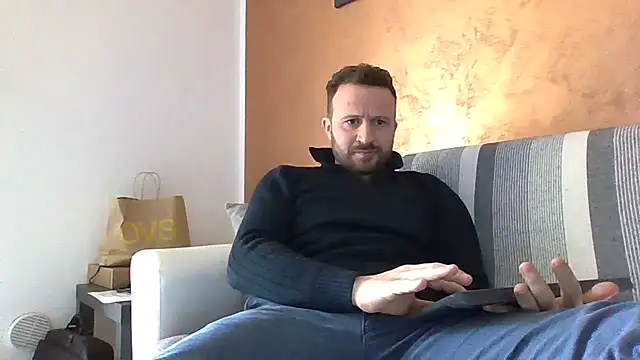 Snapshot of gilera250s chatting on February 2025 02:13:02 PM gilera250s online show from February 2025 02:13:02 PM