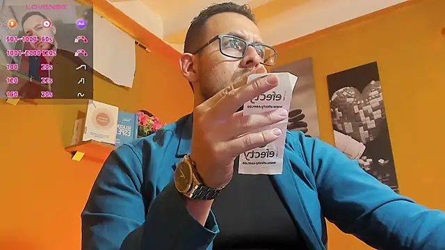 Jerry hot1 online show from November 2025 12:34:01 PM