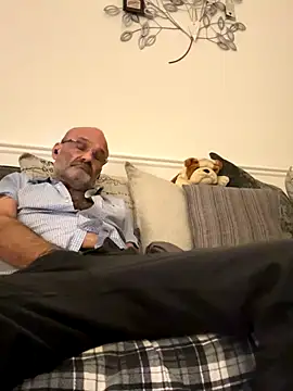 Shyboy817 online show from November 2025 01:39:01 AM