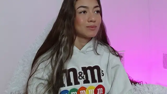 Snapshot of hantonella_ chatting on November 2025 01:23:01 PM hantonella online show from November 2025 01:23:01 PM