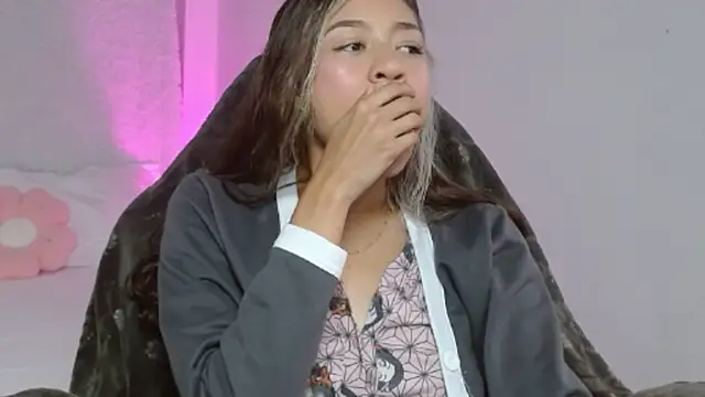 hantonella  online show from February 2026 04:14:01 PM