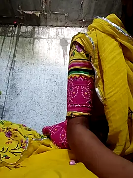 Snapshot of Anushka_Ji chatting on January 2025 06:49:01 AM Anushka Ji online show from January 2025 06:49:01 AM