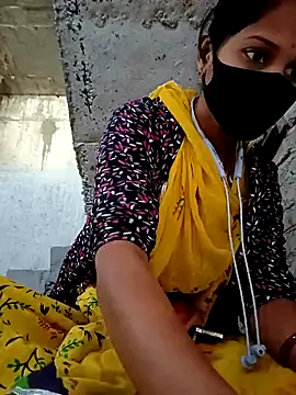 Snapshot of Anushka_Ji chatting on February 2025 03:48:01 AM Anushka Ji online show from February 2025 03:48:01 AM