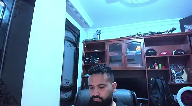 Drako Argentii online show from February 2025 11:27:01 PM