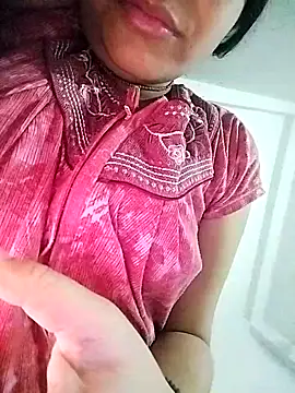 Snapshot of _sonal_sharma chatting on October 2025 10:26:02 AM sonal sharma online show from October 2025 10:26:02 AM