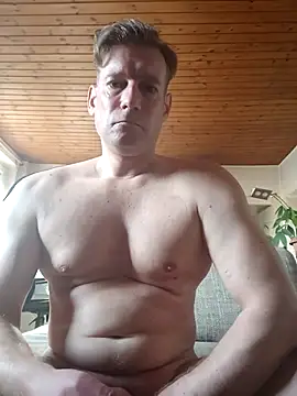 MArciQuarky online show from March 2025 09:10:02 AM