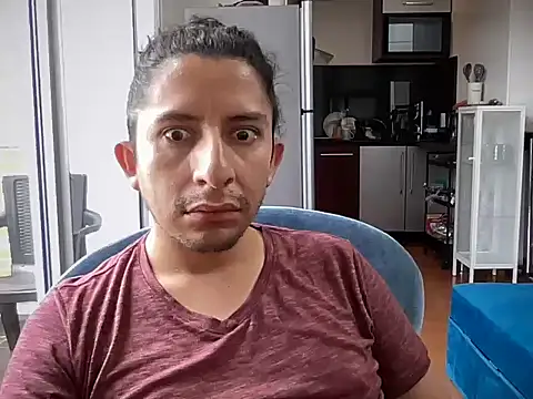 littlelatinhunter online show from June 2026 04:45:01 PM