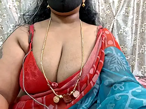 Snapshot of Pallavi-sri chatting on December 2024 07:11:02 PM Pallavi-sri online show from December 2024 07:11:02 PM