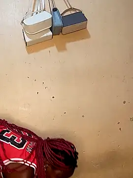 Snapshot of Swit_virgin22 chatting on November 2025 04:22:02 AM Swit virgin22 online show from November 2025 04:22:02 AM