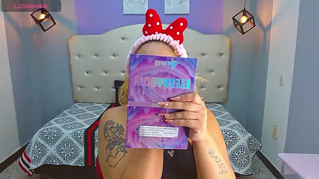 Snapshot of Kathiasaints chatting on January 2025 07:10:01 PM Kathiasaints online show from January 2025 07:10:01 PM