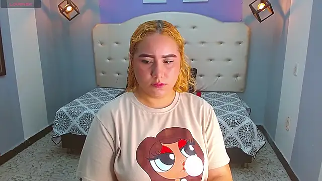 Snapshot of Kathiasaints chatting on February 2025 07:30:01 PM Kathiasaints online show from February 2025 07:30:01 PM