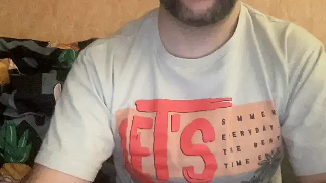 Snapshot of RedDante89 chatting on January 2025 09:19:02 AM RedDante89 online show from January 2025 09:19:02 AM