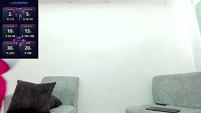 Snapshot of JuniorMorris_ chatting on January 2025 09:37:01 PM JuniorMorris online show from January 2025 09:37:01 PM