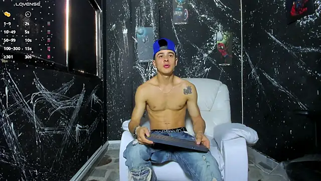 Snapshot of JuniorMorris_ chatting on September 2025 09:26:02 PM JuniorMorris online show from September 2025 09:26:02 PM