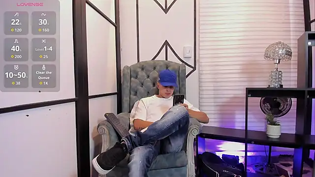 Snapshot of JuniorMorris_ chatting on September 2025 09:52:02 PM JuniorMorris online show from September 2025 09:52:02 PM