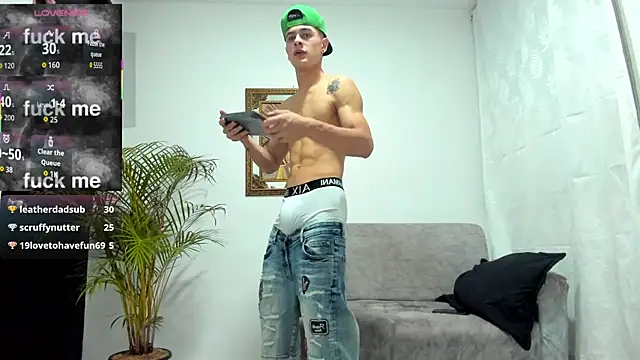 Snapshot of JuniorMorris_ chatting on November 2025 11:16:02 PM JuniorMorris online show from November 2025 11:16:02 PM