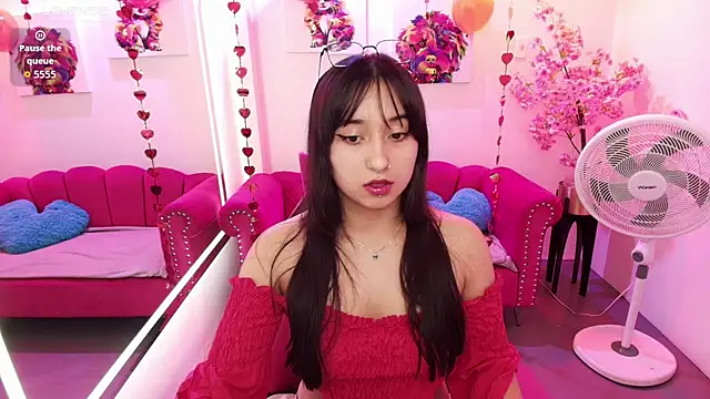 Miss dolly  online show from February 2026 01:27:02 PM