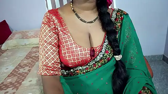 Snapshot of samyukthapuretelugu chatting on April 2026 09:52:02 AM samyukthapuretelugu online show from April 2026 09:52:02 AM