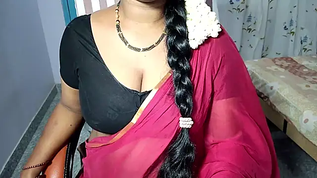 Snapshot of samyukthapuretelugu chatting on April 2026 06:05:02 PM samyukthapuretelugu online show from April 2026 06:05:02 PM