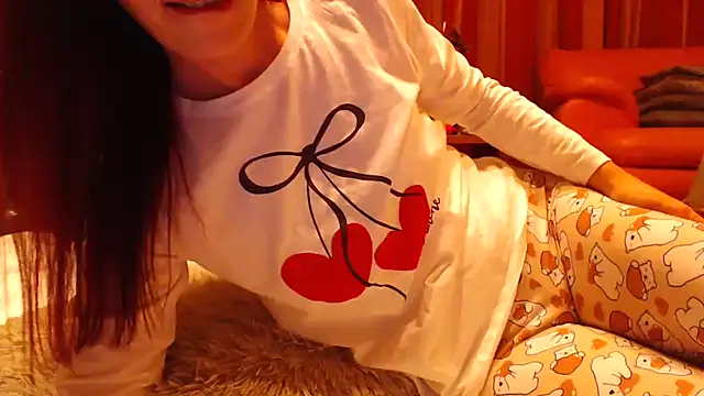 LovelyAndraGirl online show from April 2026 07:09:02 PM