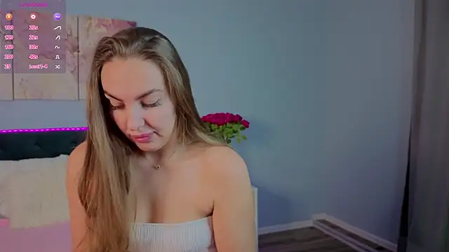 Snapshot of Kelly_Hardy chatting on January 2026 01:09:02 AM Kelly Hardy online show from January 2026 01:09:02 AM