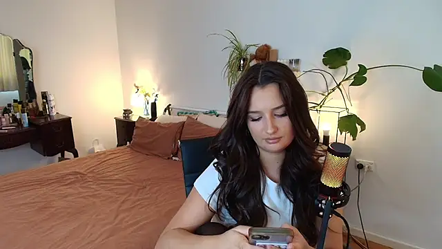 Lenas Room online show from March 2026 04:50:01 AM