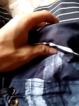 Snapshot of Cheostrip chatting on October 2025 06:43:01 PM Cheostrip online show from October 2025 06:43:01 PM