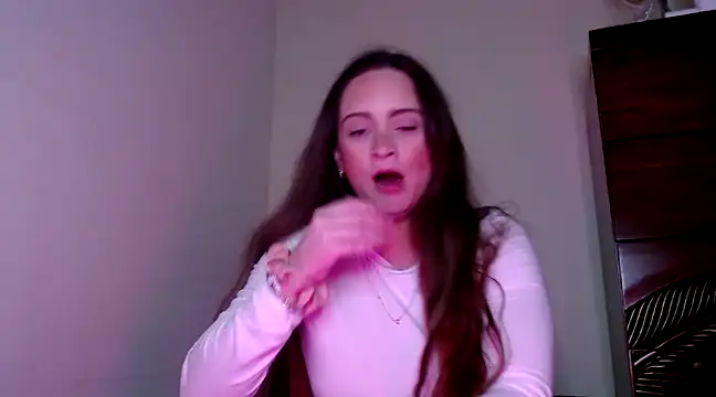 Snapshot of Sophie_Raegan chatting on December 2024 09:04:01 AM Sophie Raegan online show from December 2024 09:04:01 AM